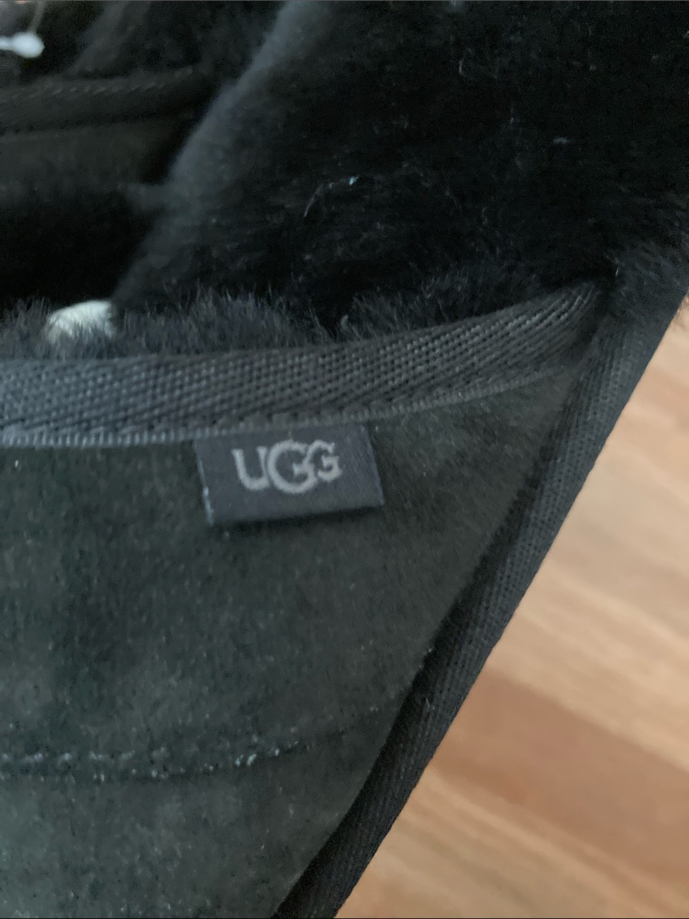 UGG Men's Black Slip-On Suede Loafers Sz 12 - Picture 4 of 6